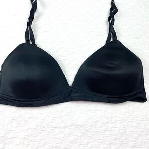 BUY 1 GET 1 FREE 32c wire free black bra comfortable